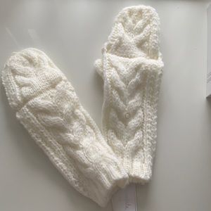 Knit Mitten